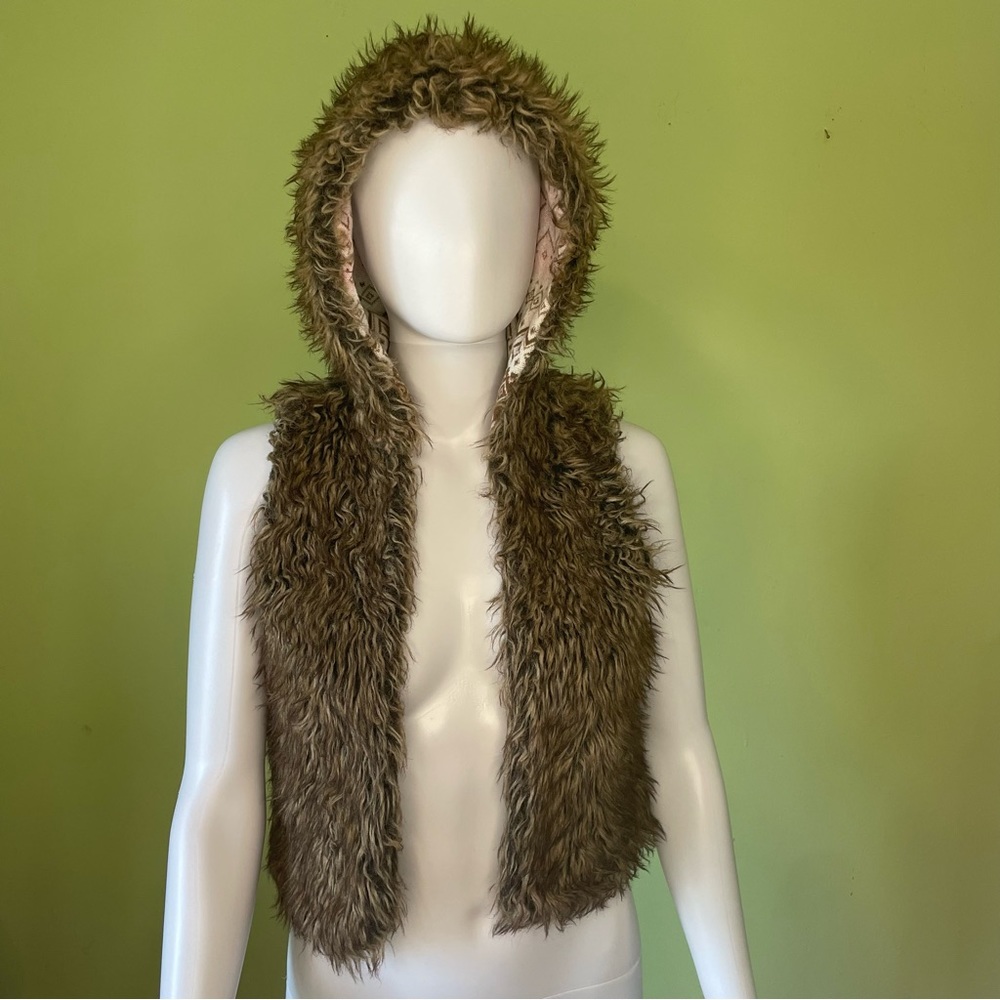 MUDD BROWN FUR FAIR ISLE REVERSIBLE HOODED VEST RAVE TRENDY SIZE MEDIUM GIRLS